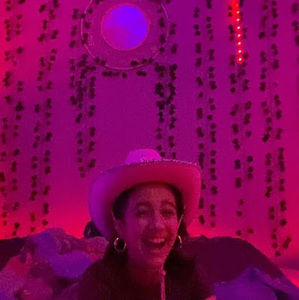 Meet your Posher, Jade